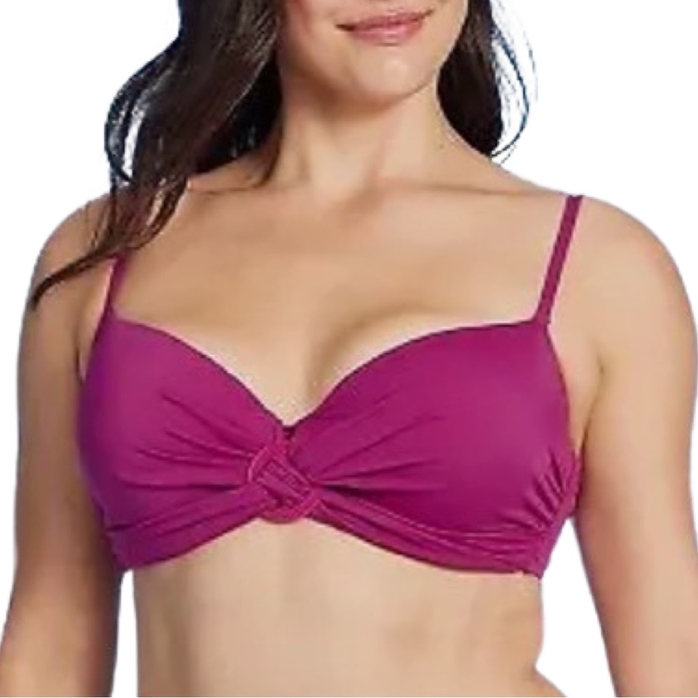 NWT Twist front ring detail bralette bikini top by Shade & Share.